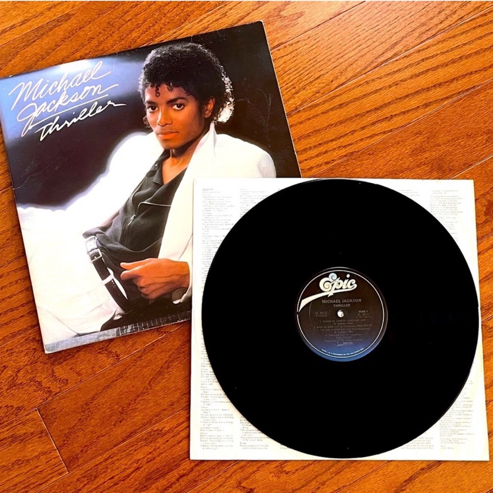 Michael Jackson Thriller Vinyl Record- Epic Stereo- 1982
Excellent Condition